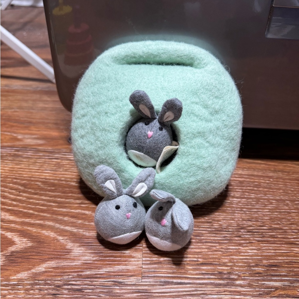 Lovevery Bunny in Felt Burrow Toy Set